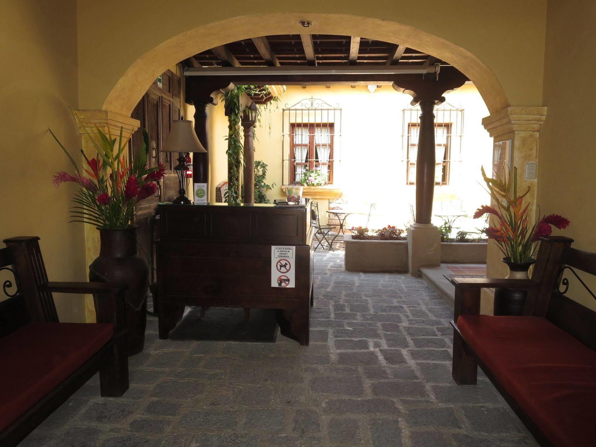 Отель Casa Buena Vista Антигуа-Гватемала Экстерьер фото